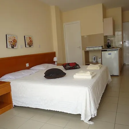 Marisa Aparthotel