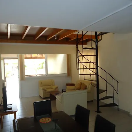 Marisa Aparthotel