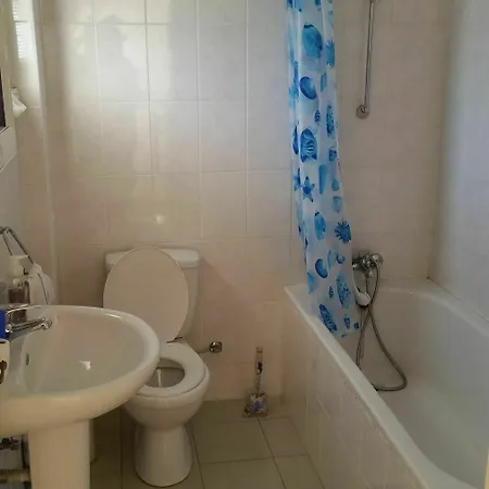 Marisa Aparthotel 2*