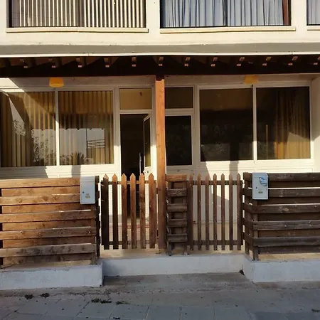 Hotel apartamentowy Marisa 2*